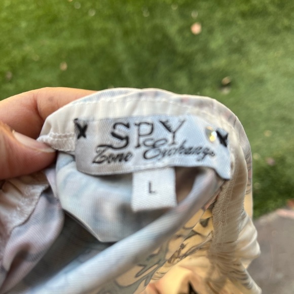 Sundress Large by Spy Zone Exchang3 with large red glitter roses Rayon - Picture 4 of 4